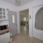 Limani Paros * חריסי אקטי