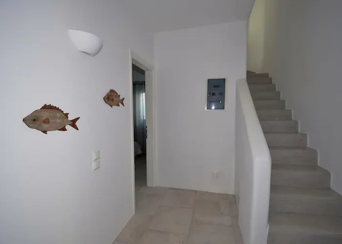 Limani Paros Hriszí Aktí