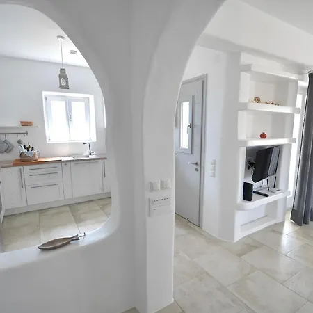 Limani Paros Villa *