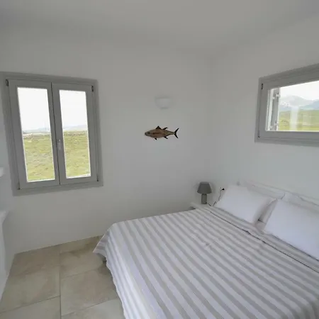 Limani Paros Villa *
