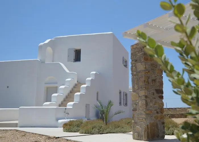 Limani Paros * Chrisi Akti (Paros)