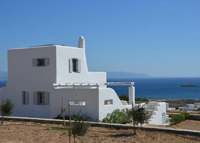 Limani Paros Chrisi Akti (Paros)